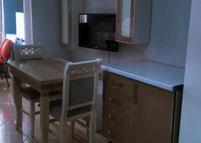 Dream Center * تيرانا