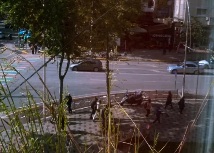 Dream Center تيرانا